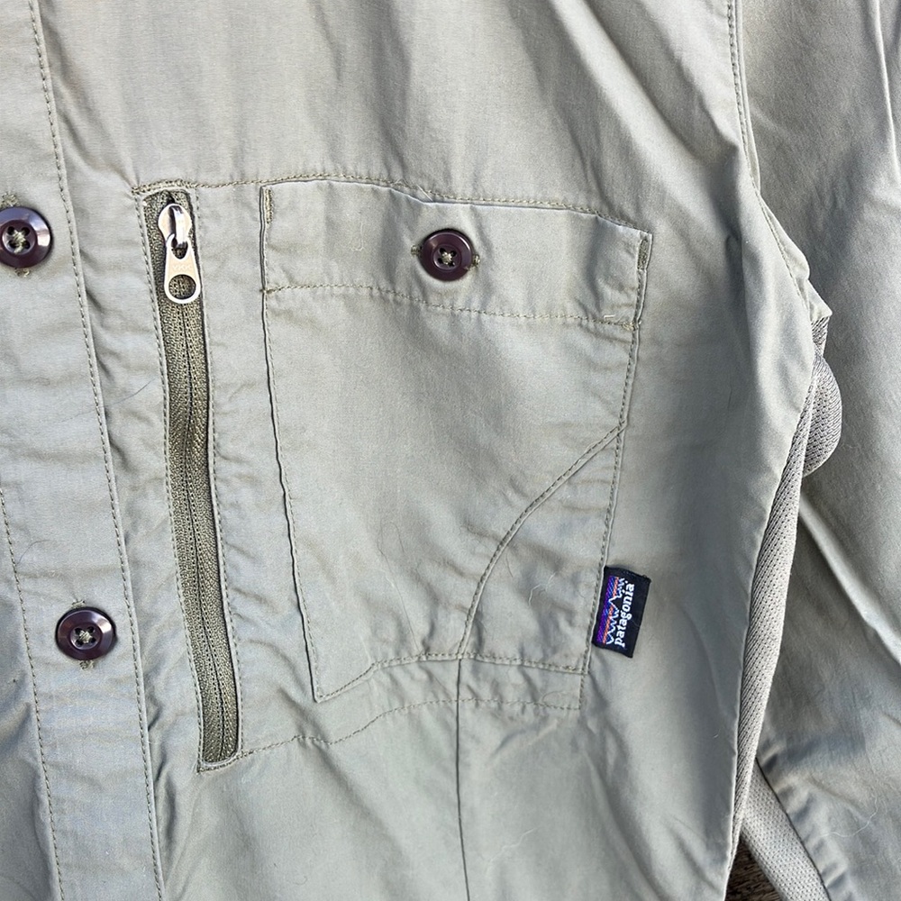 Patagonia Button Down Shirt - Picture 2 of 15